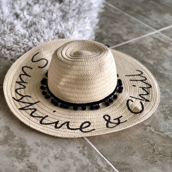 Betsey Johnson Accessories - NEW Floppy Beach Hat Betsey Johnson Accessories - NEW Floppy Beach Hat
